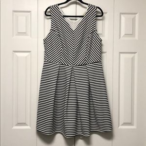 Black and white striped dress in size 2x